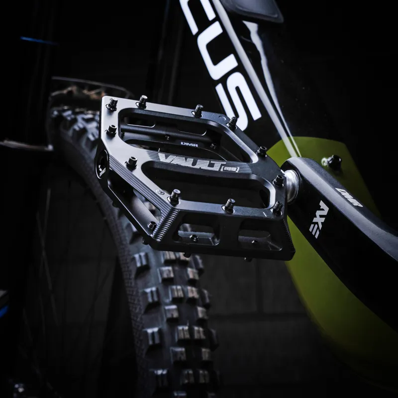 DMR Vault Mag Pedals in Black-5